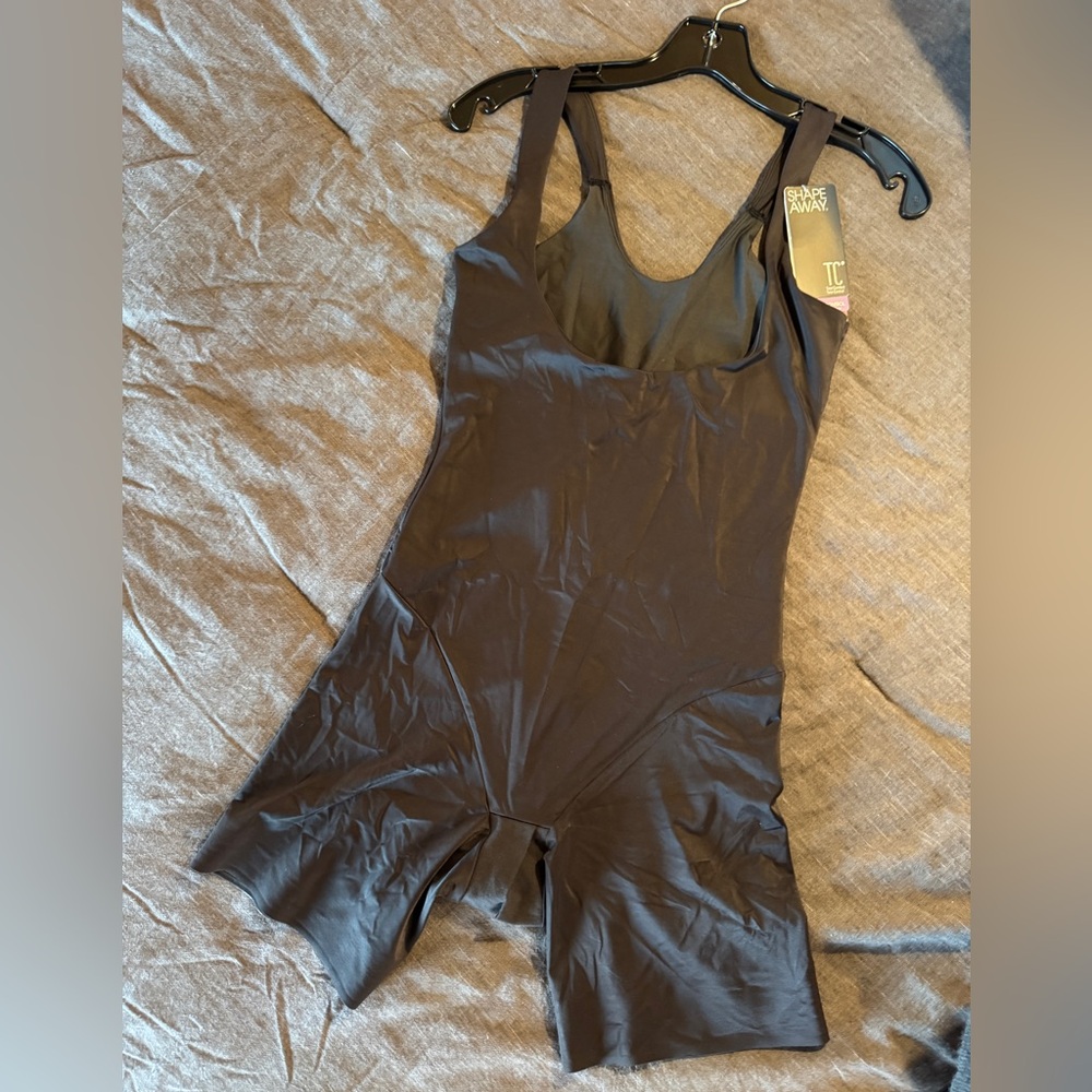 SHAPE AWAY Body suit SIZE XL, BRAND NEW WITH TAGS